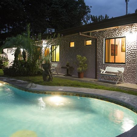 Hotel Vagabondo La Fortuna ภายนอก รูปภาพ
