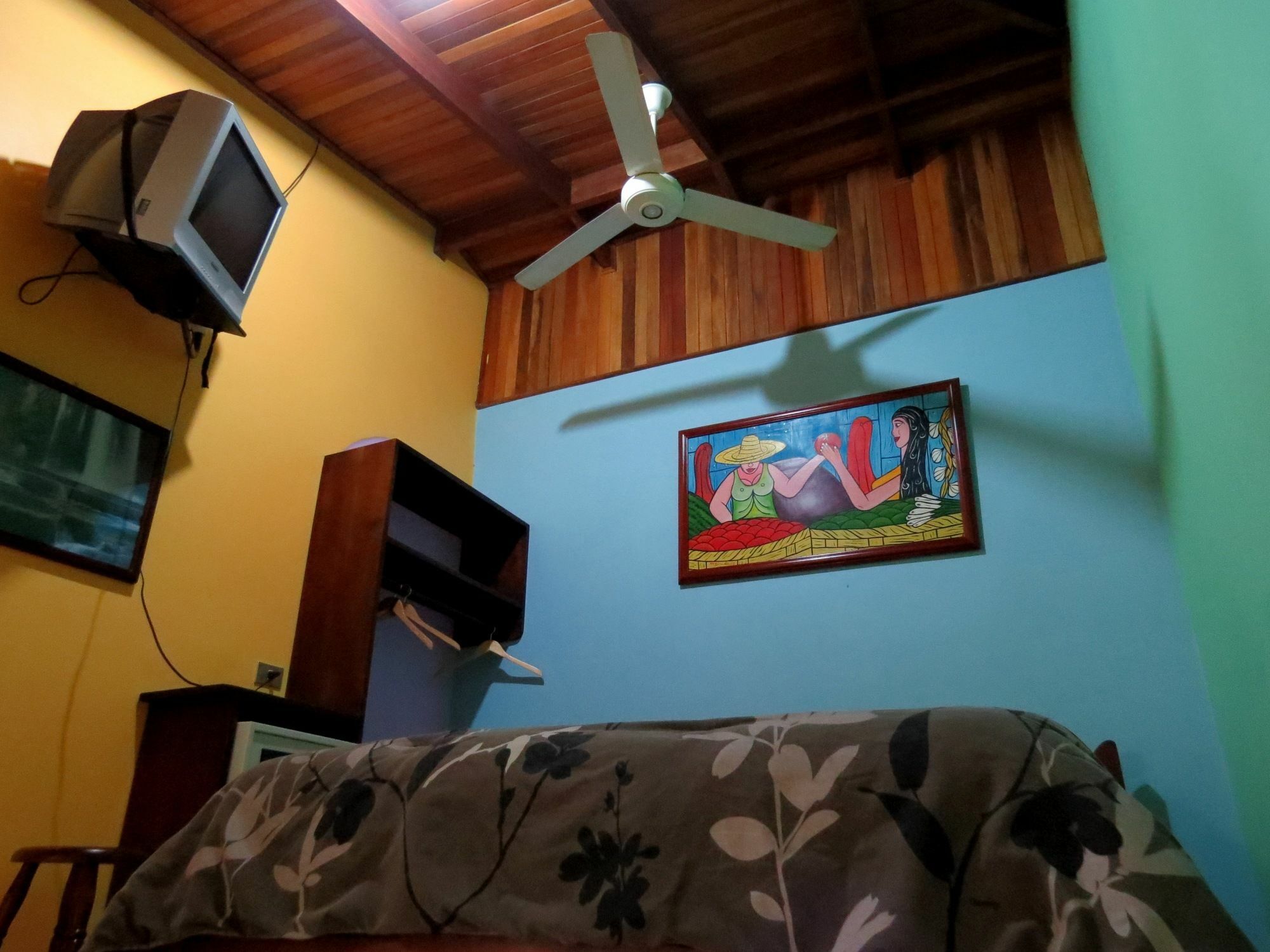 Hotel Vagabondo La Fortuna ภายนอก รูปภาพ